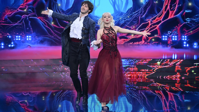 Anna Lou Castoldi e Nikita Perotti in gara a “Ballando con le stelle” - Fonte- Ipa - DIllingernews.it