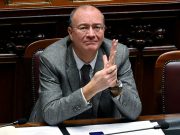 Valditara: “Non vogliamo che i bambini di 8 anni vengano subissati di teorie gender”